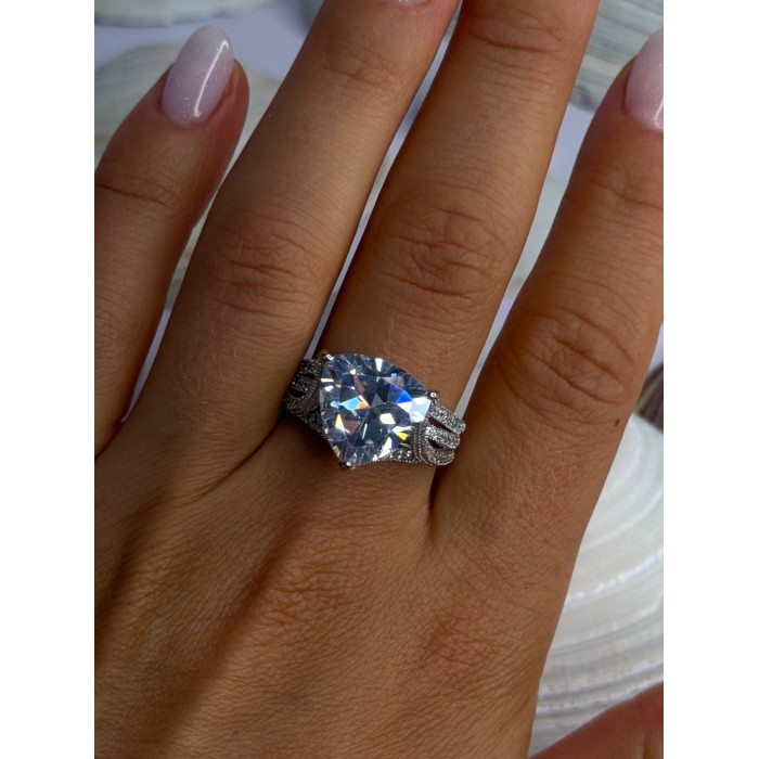 Beautiful Shiny 925 Sterling Silver Cz Ring Size 9.5