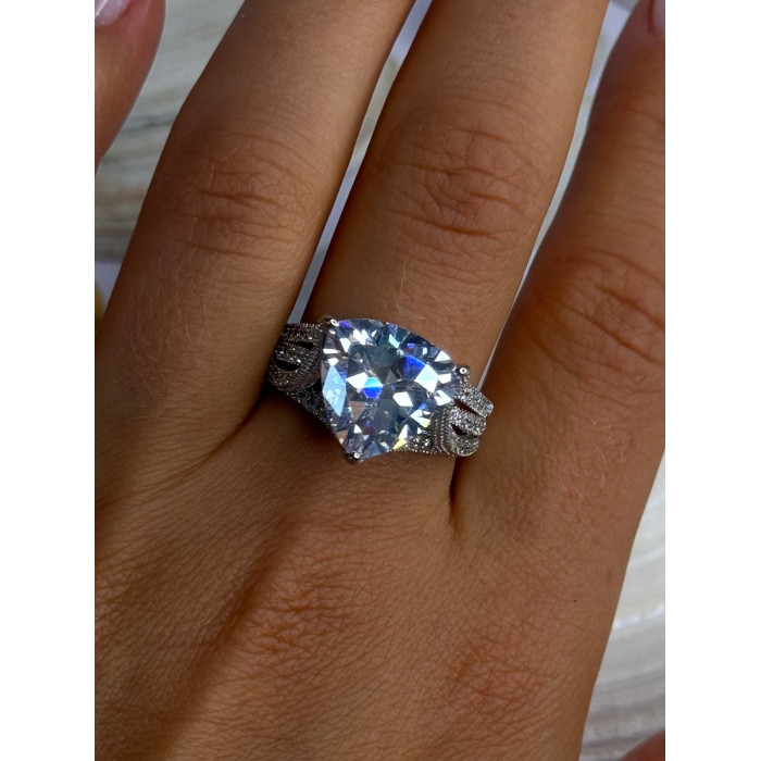Beautiful Shiny 925 Sterling Silver Cz Ring Size 9.5