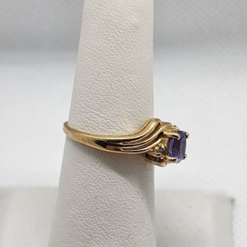 14K YELLOW GOLD RING TANZANITE & DIAMOND SIZE 6