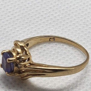 14K YELLOW GOLD RING TANZANITE & DIAMOND SIZE 6