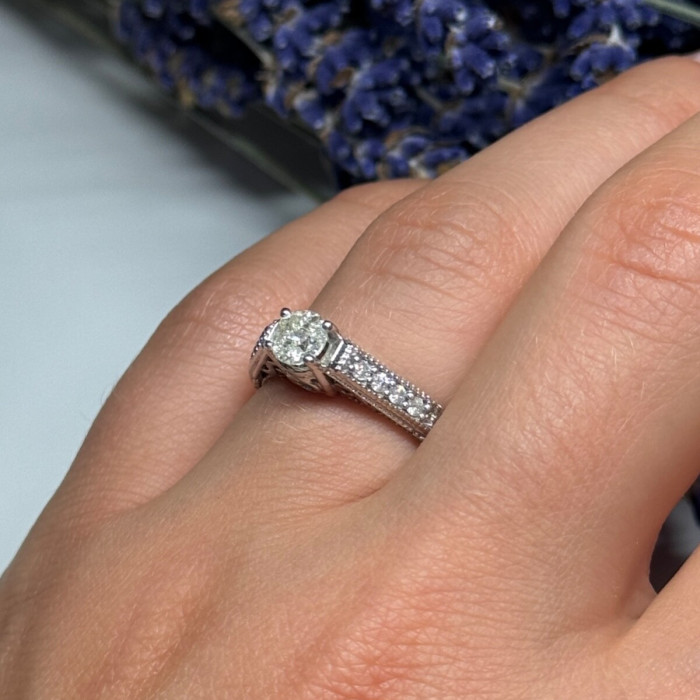 10K White Gold Ring Sapphire Size 6.5