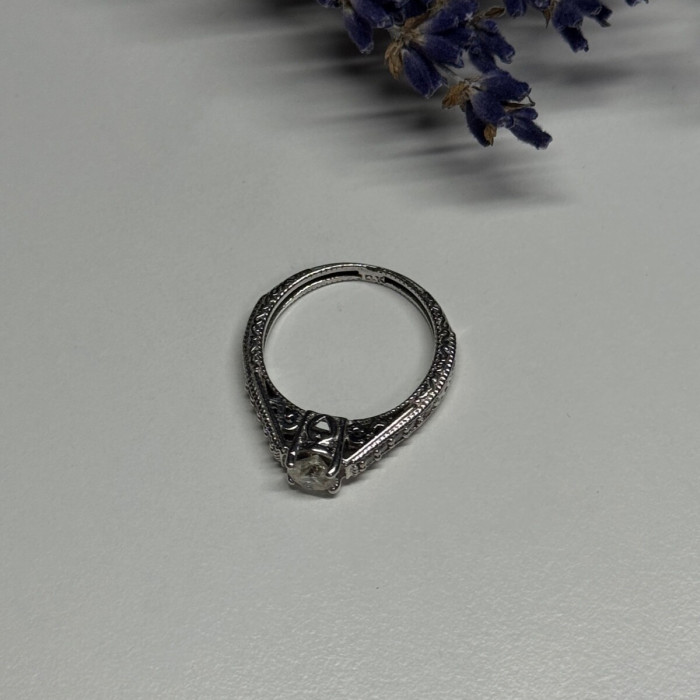10K White Gold Ring Sapphire Size 6.5