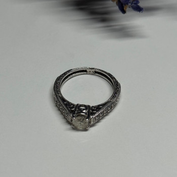 10K White Gold Ring Sapphire Size 6.5