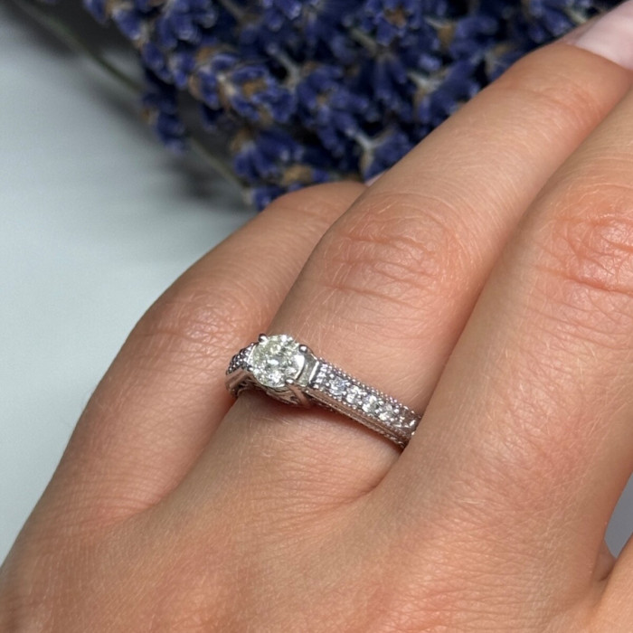 10K White Gold Ring Sapphire Size 6.5