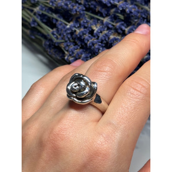 925 Sterling Silver Rose Ring Size 7