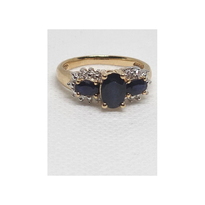 14K YELLOW GOLD SAPPHIRE & DIAMOND RING  SIZE 5