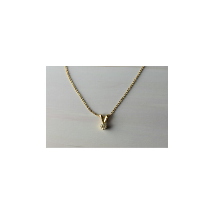 14K YELLOW GOLD DIAMOND CHAIN WITH PENDANT