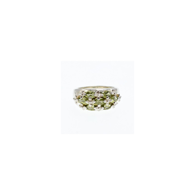 925 Sterling Silver Peridot Ring Size 7