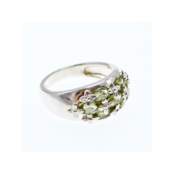 925 Sterling Silver Peridot Ring Size 7