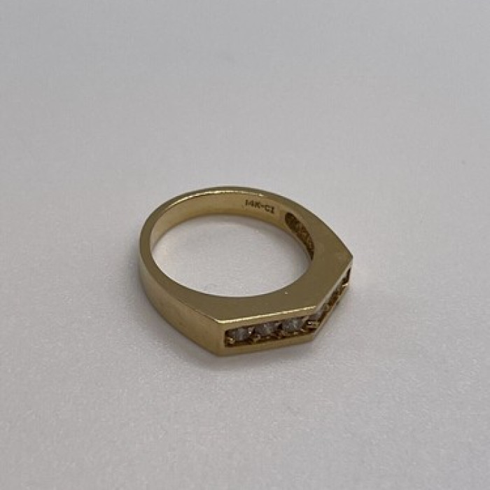 14K Yellow Gold & Colorless Sapphire Ring Size 5.5