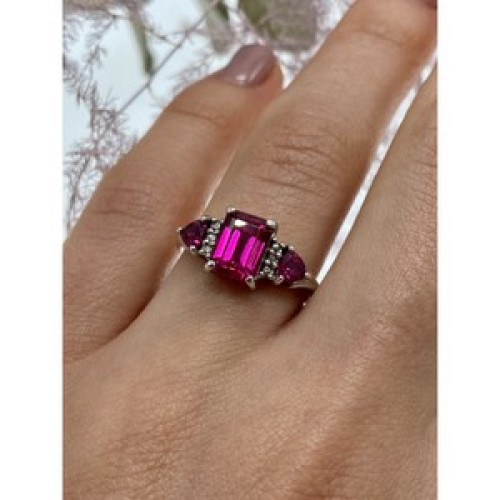 925 Sterling Silver Pink Topaz Ring Size 7
