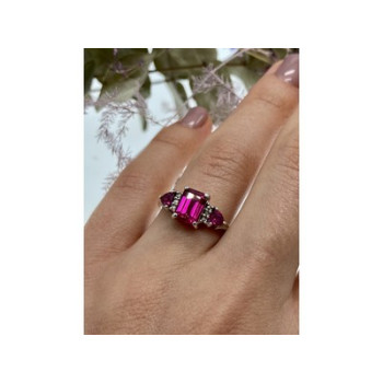 925 Sterling Silver Pink Topaz Ring Size 7