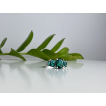 925 Sterling Silver Green CZ Ring Size 8