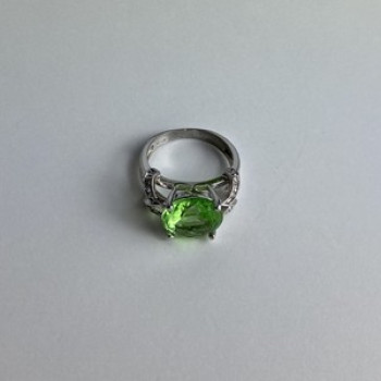 925 Sterling Silver CZ Ring Size 7