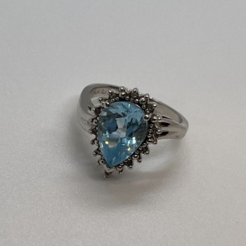 14K White Gold Topaz & Diamonds Ring Size 6