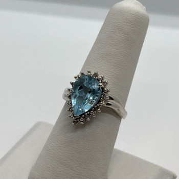 14K White Gold Topaz & Diamonds Ring Size 6