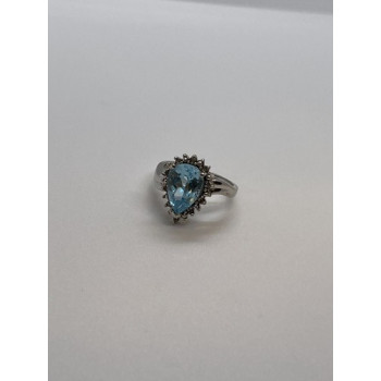 14K WHITE GOLD TOPAZ & DIAMONDS RING  SIZE 6