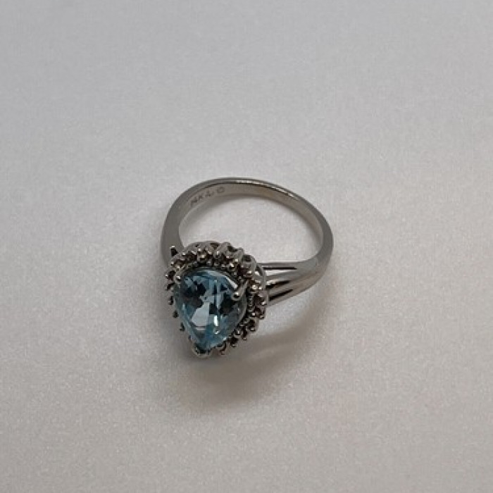 14K White Gold Topaz & Diamonds Ring Size 6