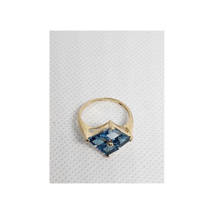 10K YELLOW GOLD & TOPAZ RING  SIZE 5