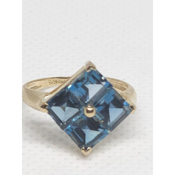 10K YELLOW GOLD & TOPAZ RING  SIZE 5