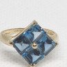 10K Yellow Gold & Topaz Ring Size 5