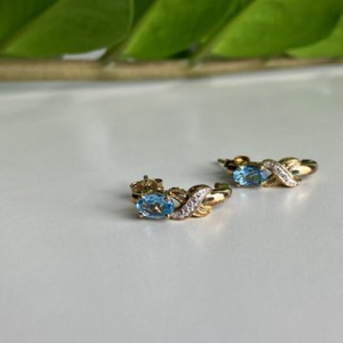 925 Sterling Silver Gold Plated Topaz Stud Earrings
