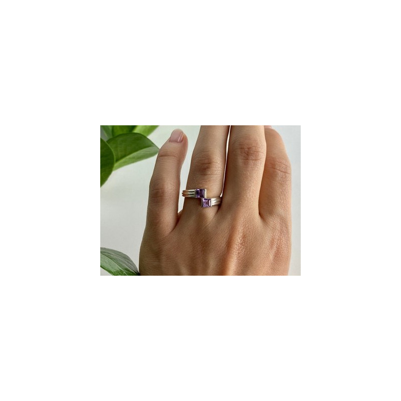 925 Sterling Silver Iolite Ring Size 7