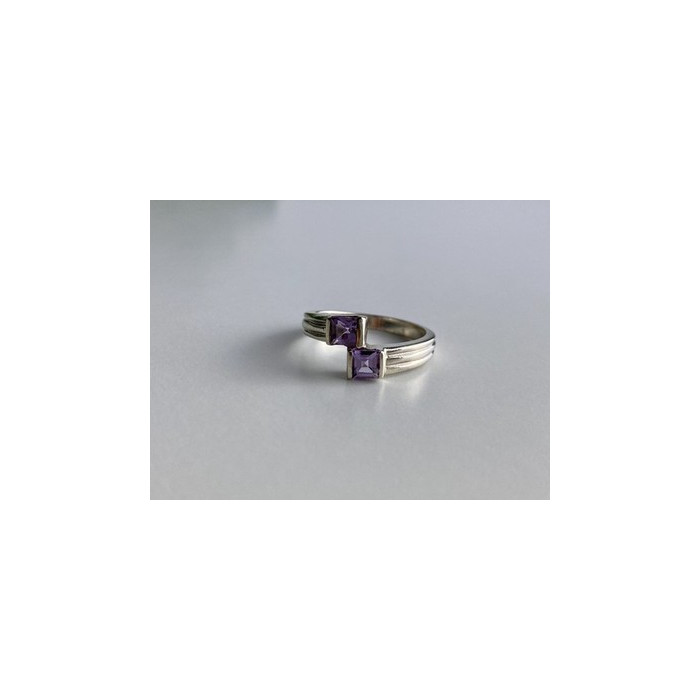 925 Sterling Silver Iolite Ring Size 7