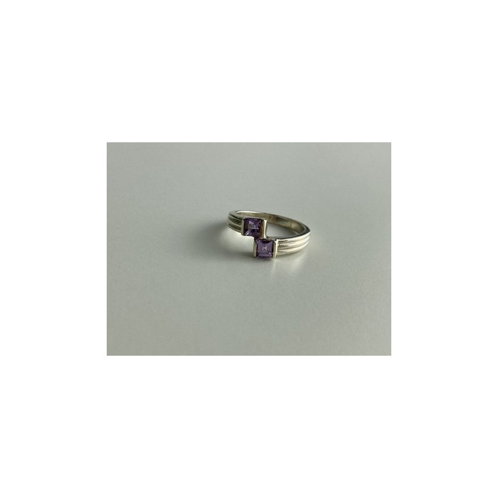 925 Sterling Silver Iolite Ring Size 7