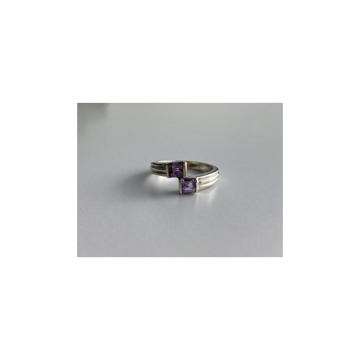 925 Sterling Silver Iolite Ring Size 7