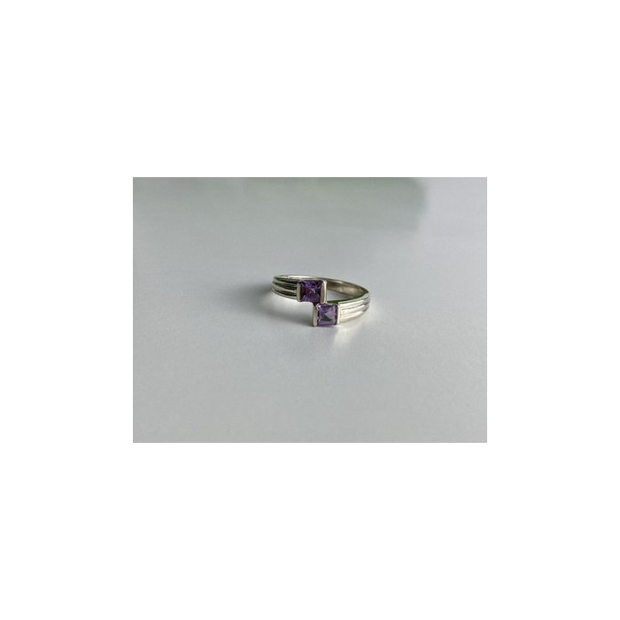925 Sterling Silver Iolite Ring Size 7