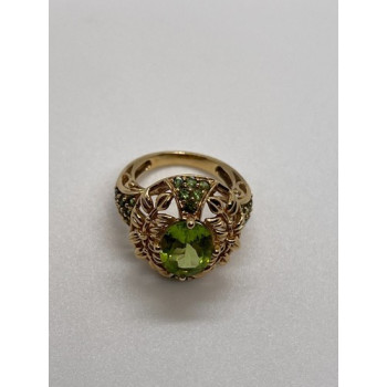 14K YELLOW GOLD  & PERIDOT RING  SIZE 4.5