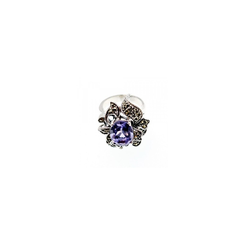 925 Sterling Silver Amethyst & Marcasites Ring Size 7