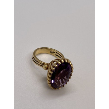 14K YELLOW GOLD & AMETHYST RING  SIZE 5.5