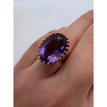 14K YELLOW GOLD & AMETHYST RING  SIZE 5.5