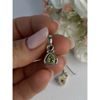 925 Sterling Silver Peridot Earrings & Pendant Set