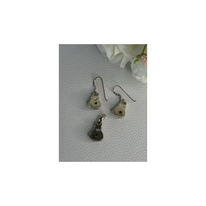 925 Sterling Silver Peridot Earrings & Pendant Set