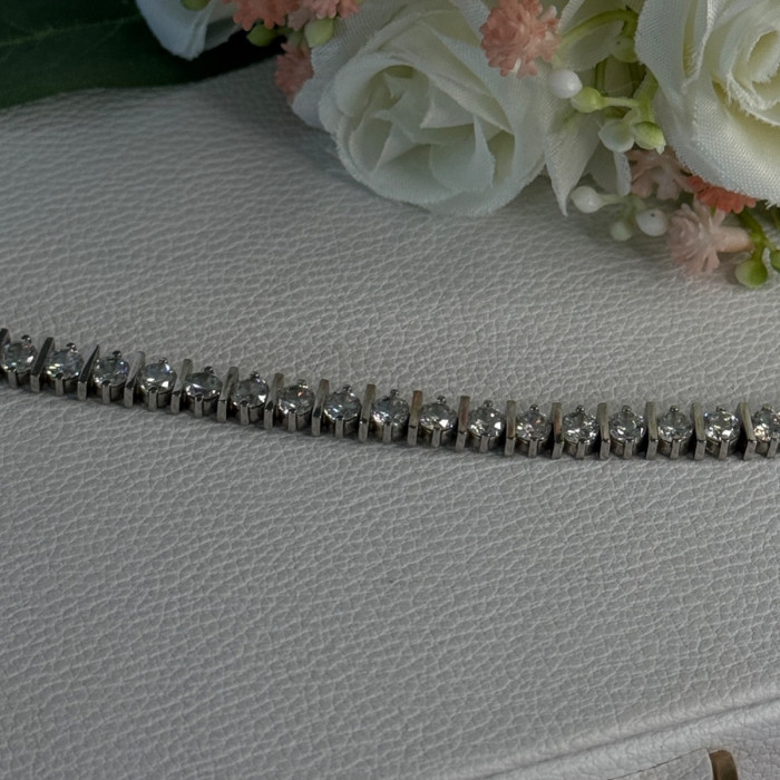 Beautiful 925 Sterling Silver CZ Bracelet Length 7.5 Inch
