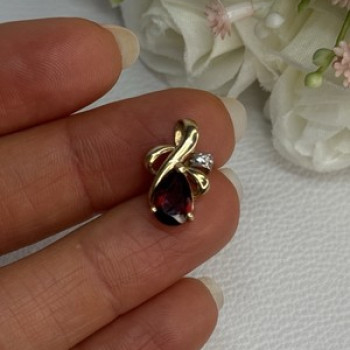 10K Yellow Gold Garnet & Diamond Pendant Length 0.65 Inch