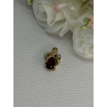 10K YELLOW GOLD GARNET & DIAMOND PENDANT LENGTH 0.65 INCH