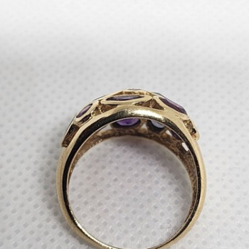 10K Yellow Gold & Tourmaline Ring Size 5.5