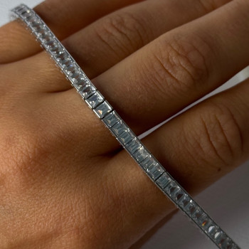 Elegant 925 Sterling Silver CZ Bracelet Length 8 Inch