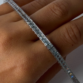 Elegant 925 Sterling Silver CZ Bracelet Length 8 Inch