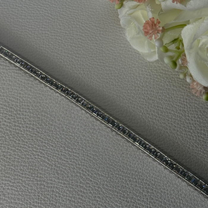 Elegant 925 Sterling Silver CZ Bracelet Length 8 Inch