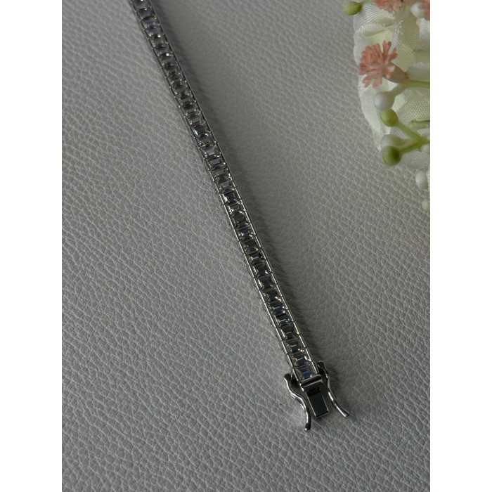 Elegant 925 Sterling Silver CZ Bracelet Length 8 Inch