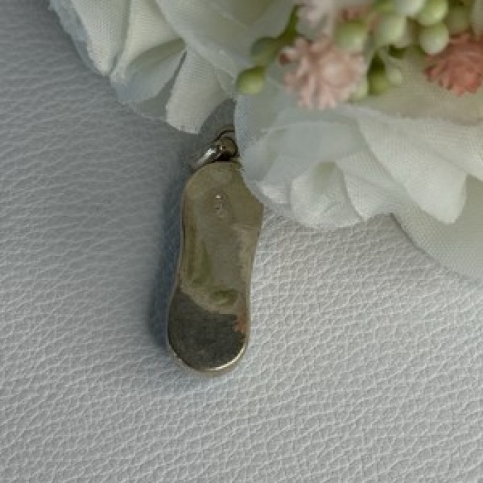 925 Sterling Silver Turquoise Pendant Length 1.50 Inch