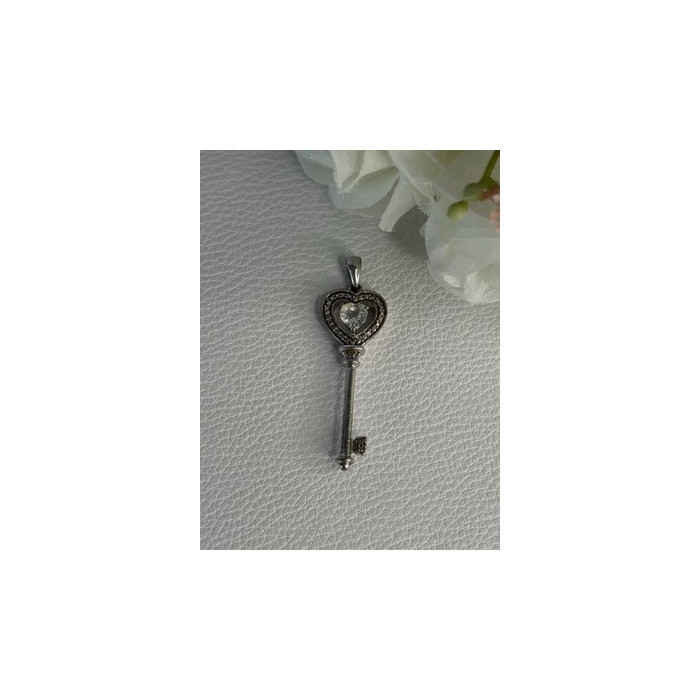 925 Sterling Silver Beryl Love Key Pendant Length 1.60 Inch