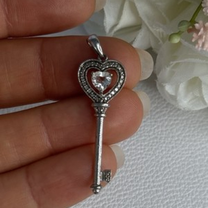 925 Sterling Silver Beryl Love Key Pendant Length 1.60 Inch