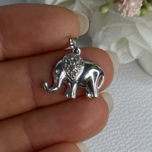 925 Sterling Silver Beryl Elephant Pendant Length 0.80 Inch