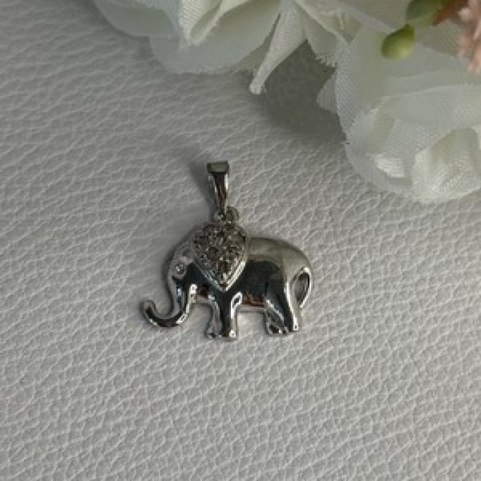 925 Sterling Silver Beryl Elephant Pendant Length 0.80 Inch